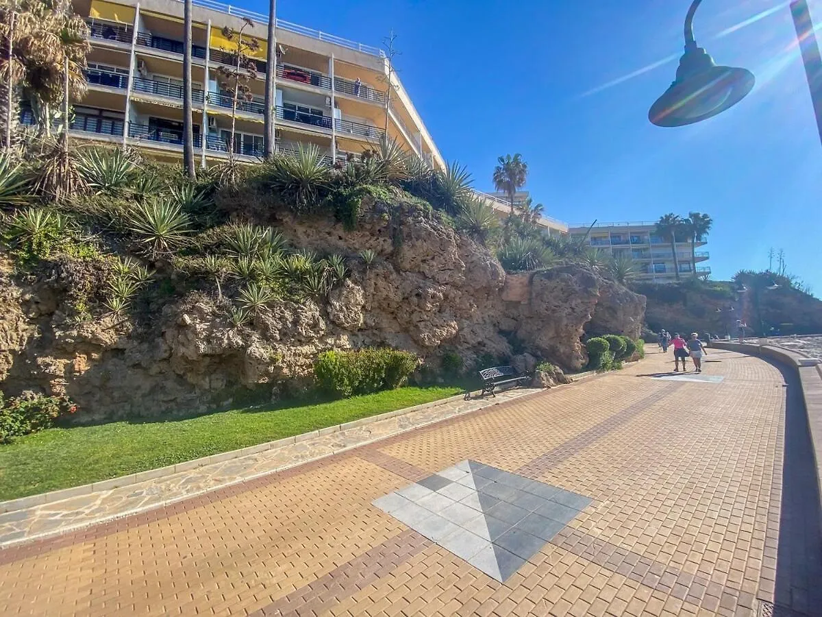 Vista Al Mar, Wifi, Terraza Y Piscina. Apartment Torremolinos 0*,  Spain